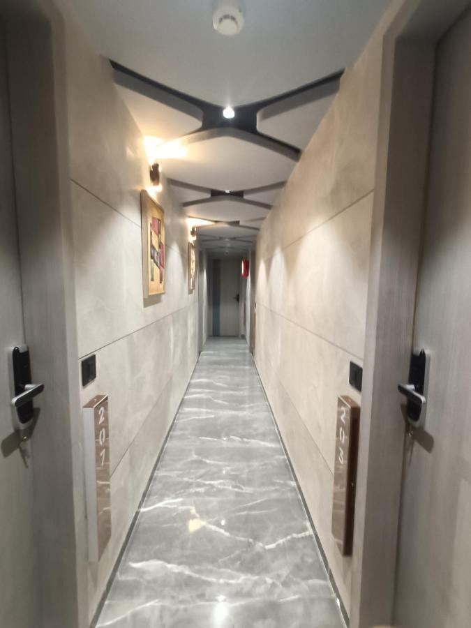 Hotel Asiana Sky Motera Αχμπανταμπάντ Εξωτερικό φωτογραφία